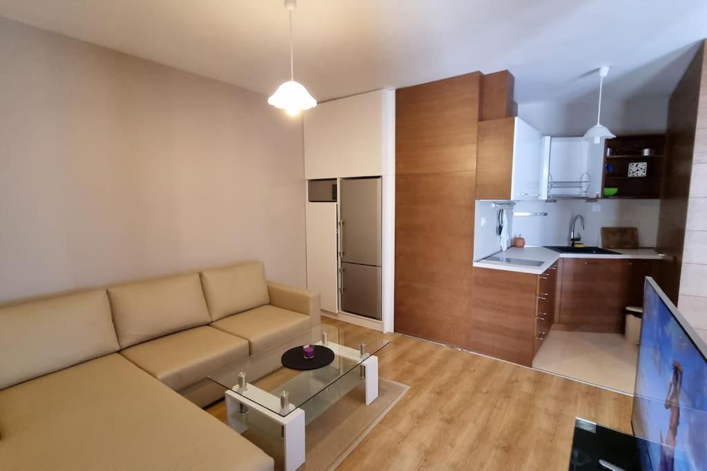 Bh & Semiramida Ski Apartment โบโรเวทส์ ภายนอก รูปภาพ