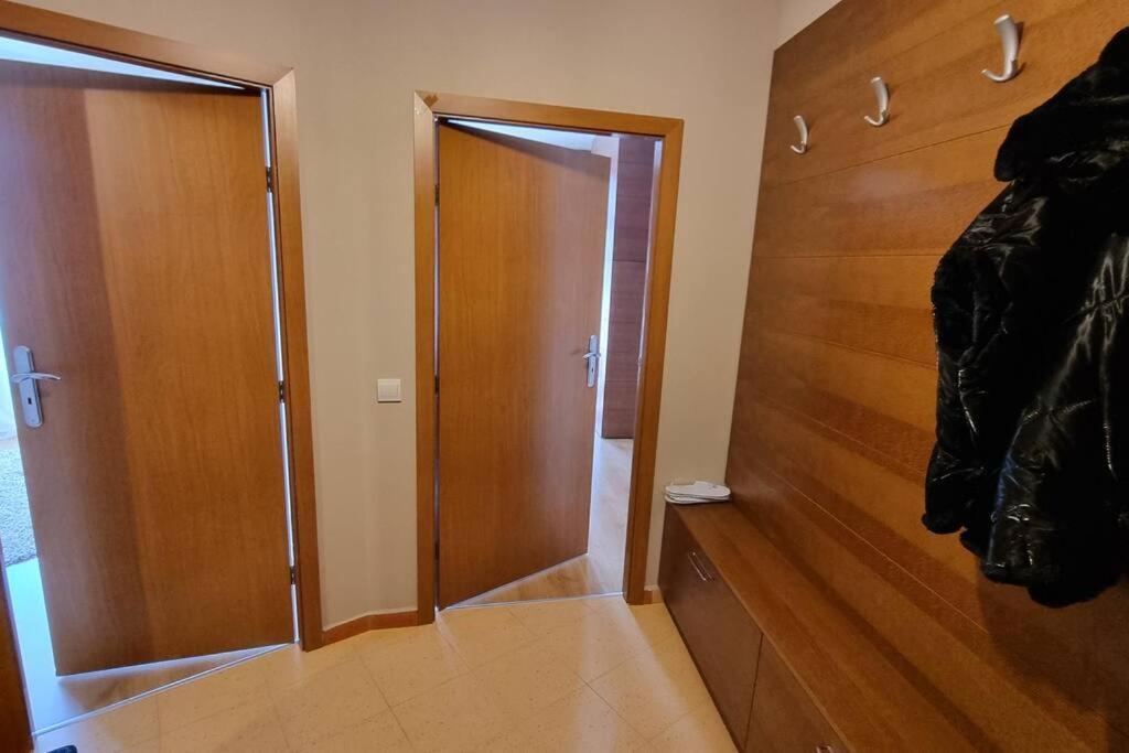 Bh & Semiramida Ski Apartment โบโรเวทส์ ภายนอก รูปภาพ