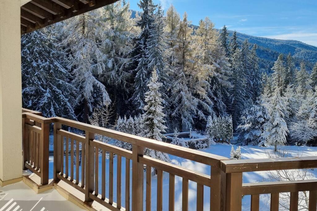 Bh & Semiramida Ski Apartment โบโรเวทส์ ภายนอก รูปภาพ