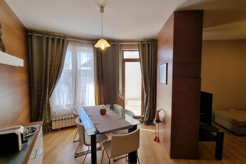 Bh & Semiramida Ski Apartment โบโรเวทส์ ภายนอก รูปภาพ